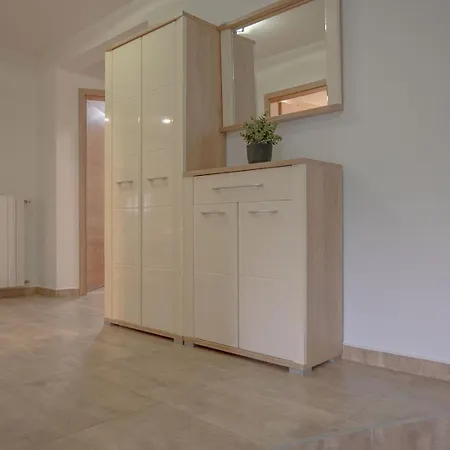 Semesterbostad Poolside House Labin (Istria)