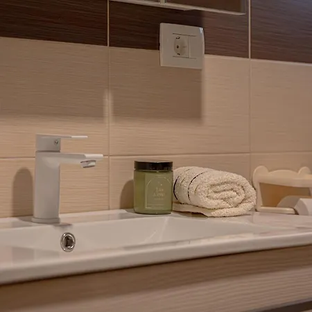 Semesterbostad Poolside House *