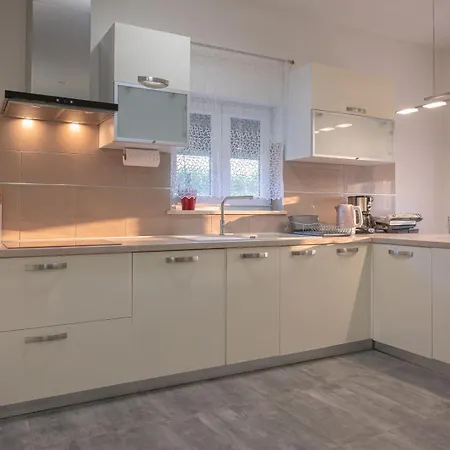 Poolside House * Labin (Istria)