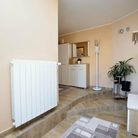 Poolside House * Labin (Istria)