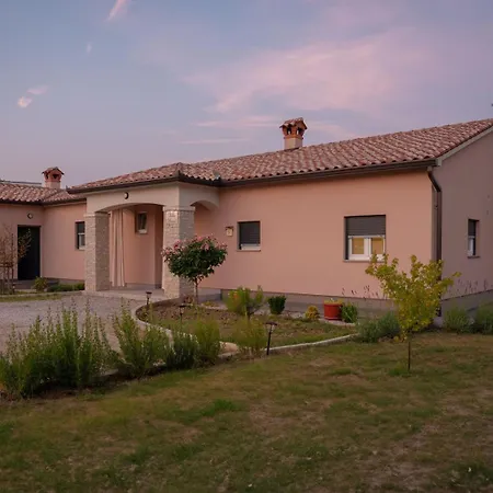 Poolside House * Labin (Istria)
