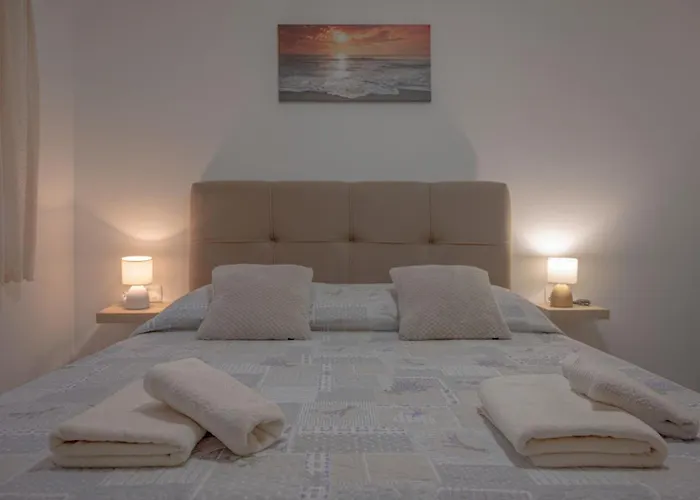 Poolside House * Labin (Istria)