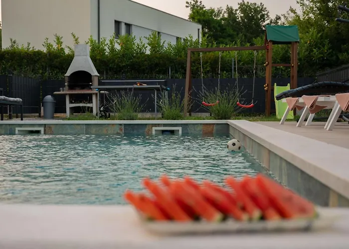 Vikendica Poolside House Labin (Istria)